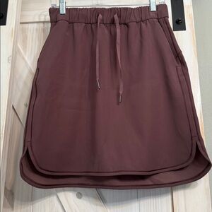 LULULEMON Athletica active On the Fly STRETCH SKIRT Cherry Cola size 8â29